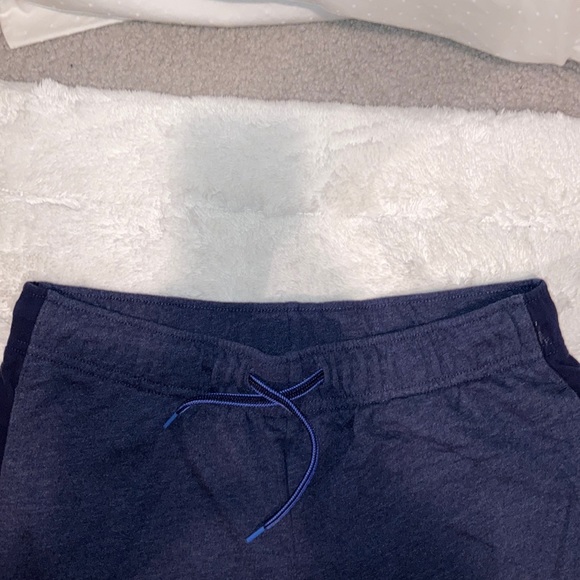 Boys size 18 . XXL blue shorts - Picture 4 of 8